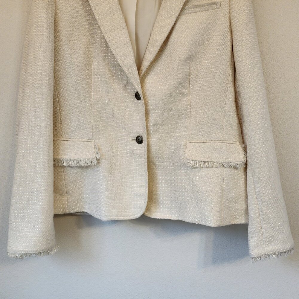 Banana Republic Ivory White Tweed Blazer with Fringe Brass Button Sz 14 Academia - Picture 5 of 16